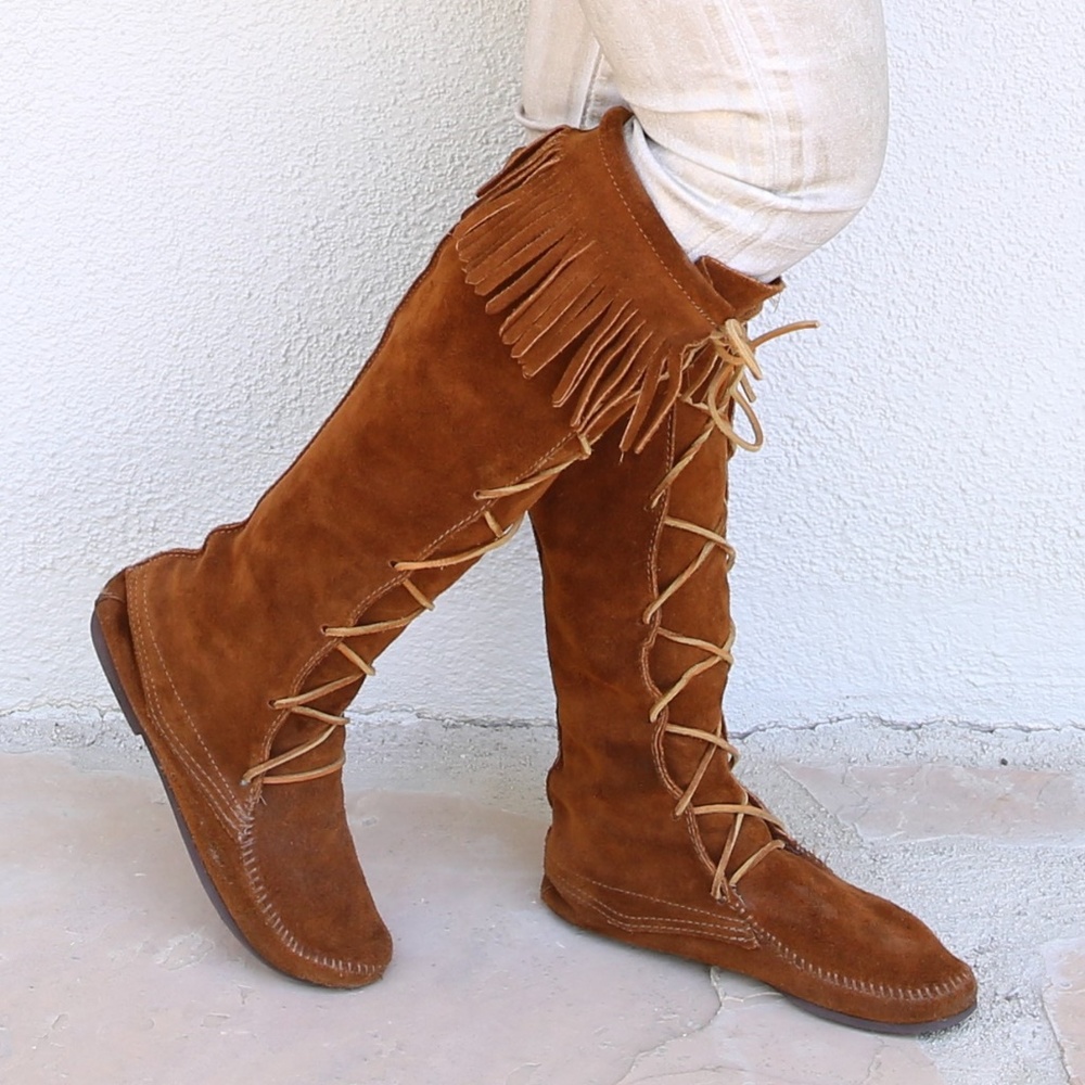 Minnetonka Moccasin Fringe Suede Boots - Picture 4 of 5